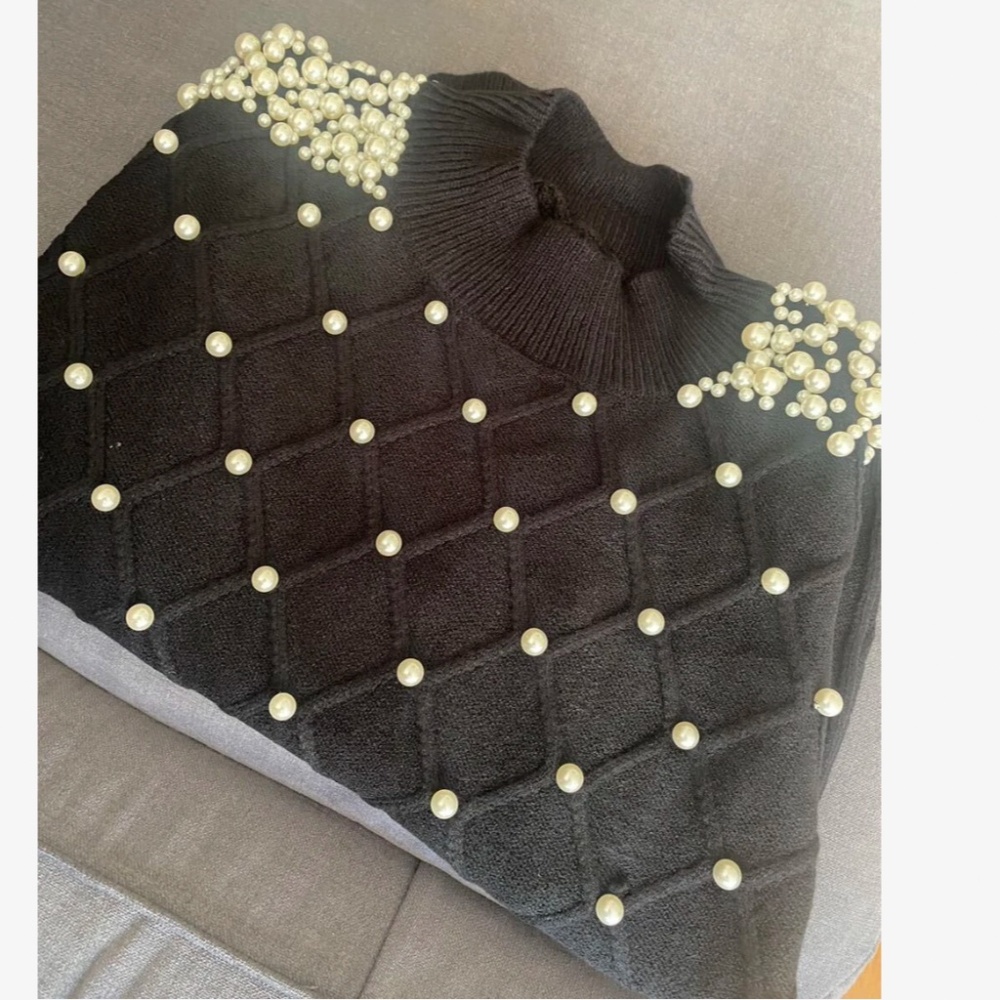 Pearl Embellished Black Knit Textured Sweater - Picture 10 of 14